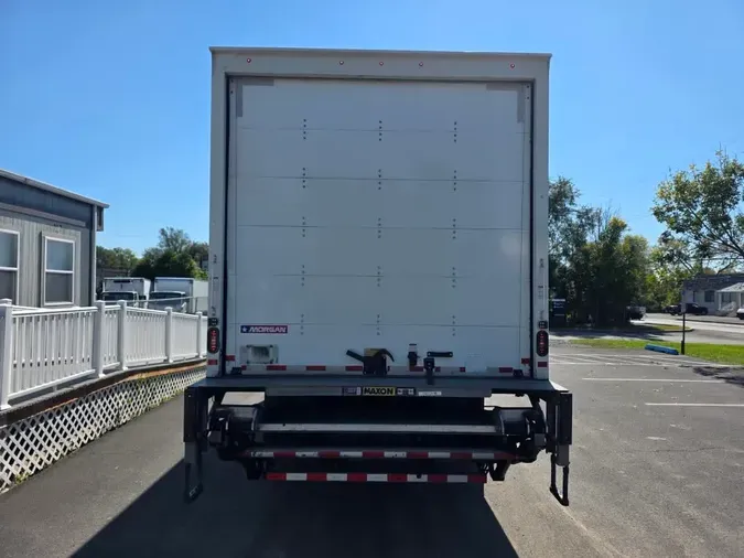 2021 FREIGHTLINER/MERCEDES M2 106