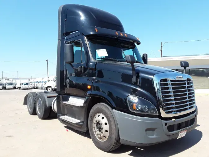 2019 FREIGHTLINER/MERCEDES CASCADIA 125