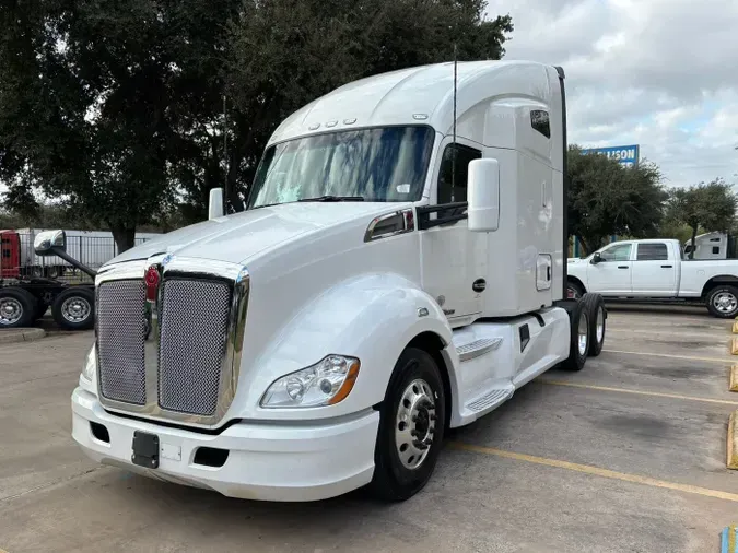 2021 Kenworth T680