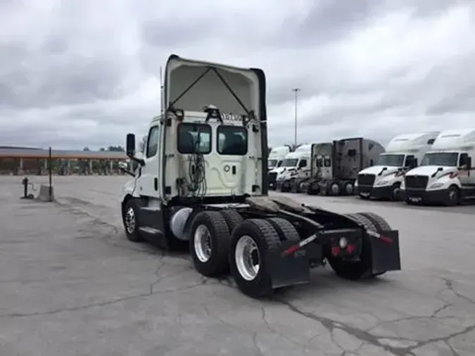 2019 Freightliner Cascadia