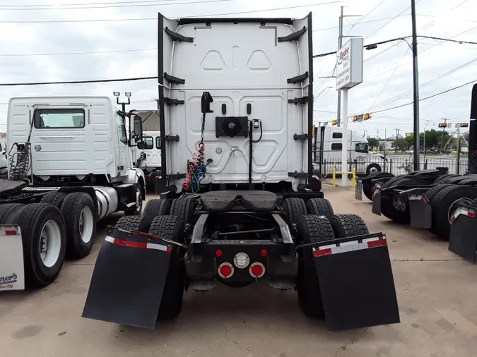 2019 FREIGHTLINER/MERCEDES CASCADIA 125