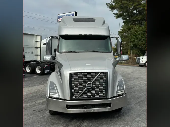 2022 VOLVO VNL64T860