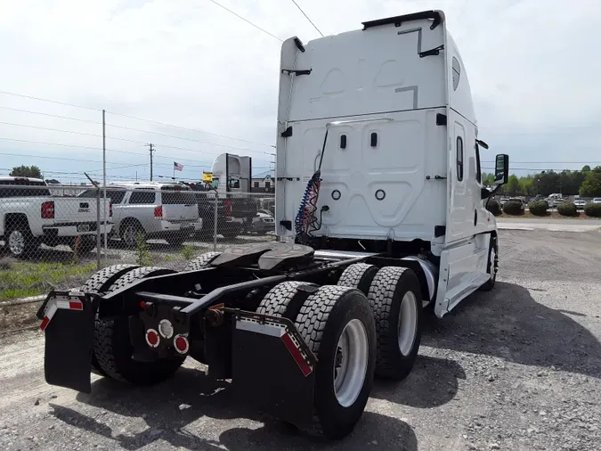 2019 FREIGHTLINER/MERCEDES CASCADIA 125