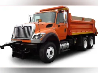 2013 International 7400