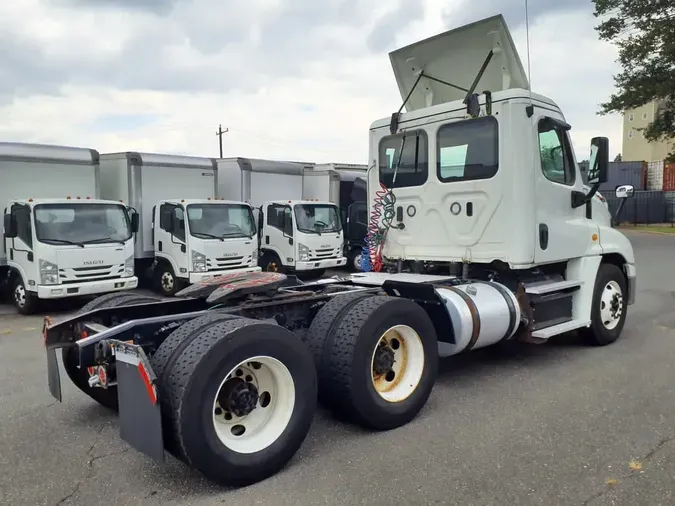 2018 FREIGHTLINER CASCADIA 125