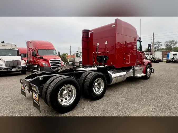 2022 Peterbilt 579