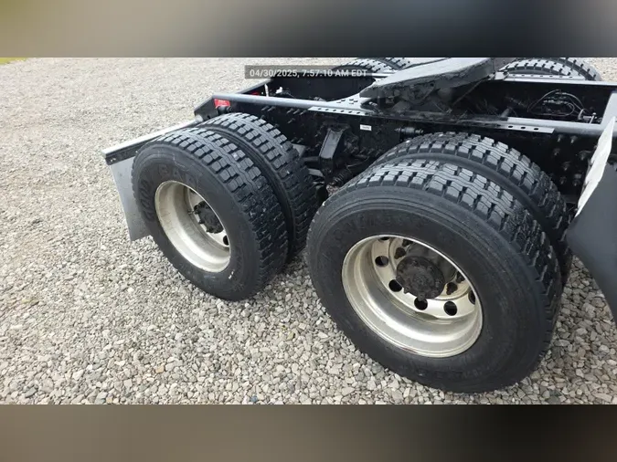 2018 Volvo VNL300