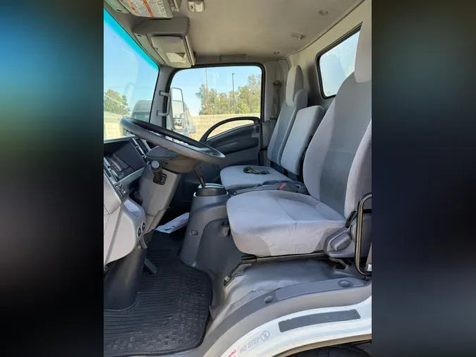 2019 ISUZU NPR HD1632c059f3b14ddc99a4001258f64c3d