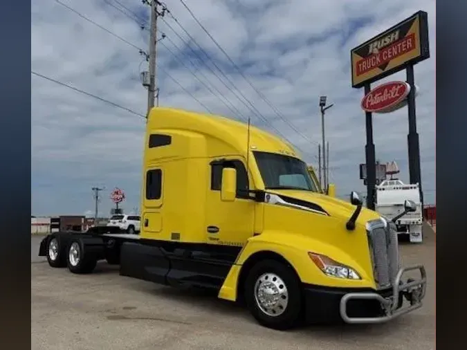 2023 Kenworth T680