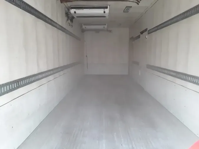 2018 FREIGHTLINER/MERCEDES M2 106