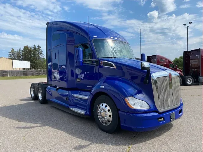 2021 Kenworth T680