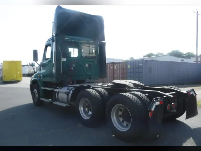 2017 FREIGHTLINER/MERCEDES CASCADIA 125