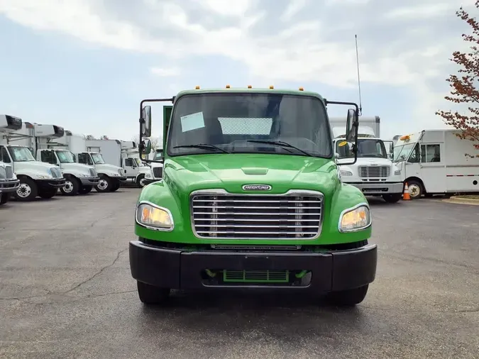 2014 FREIGHTLINER/MERCEDES M2 106