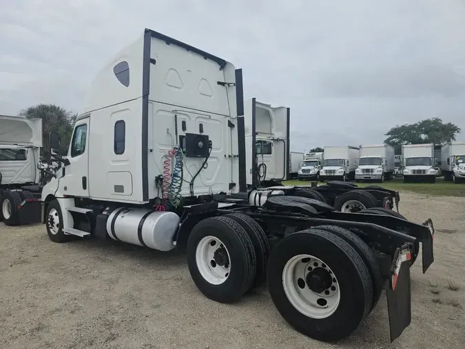 2020 FREIGHTLINER/MERCEDES NEW CASCADIA PX12664