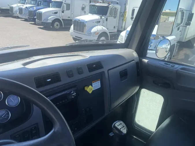 2017 Peterbilt 337