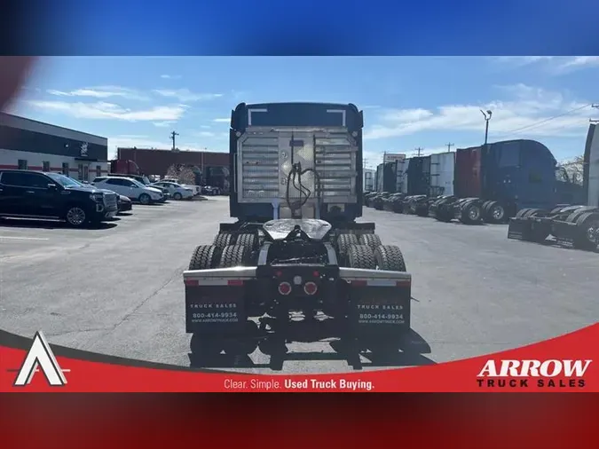 2021 FREIGHTLINER CA126