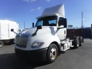 2019 NAVISTAR INTERNATIONAL LT625 DAYCAB T/A