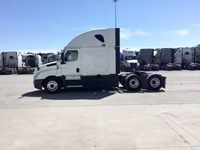 2020 Freightliner Cascadia