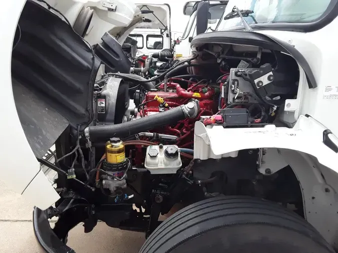 2020 FREIGHTLINER M2 106
