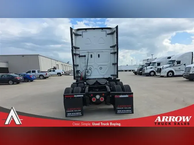 2020 FREIGHTLINER CA126