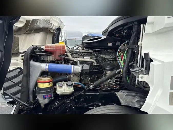 2020 FREIGHTLINER CA126