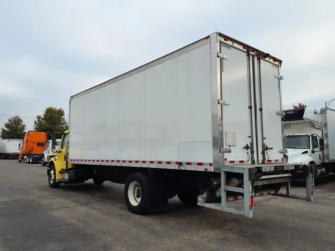 2016 FREIGHTLINER/MERCEDES M2 106