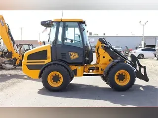 2019 JCB 407