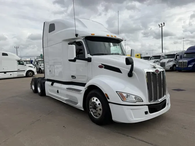 2022 Peterbilt 579165ca00c9c2793817f253d9a89091753