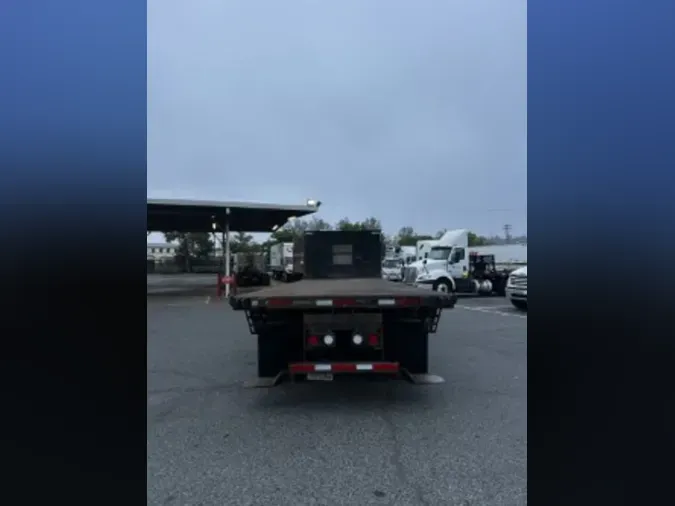 2018 FREIGHTLINER M2 106165d09c9620e07ef1c35f29be69a33ce