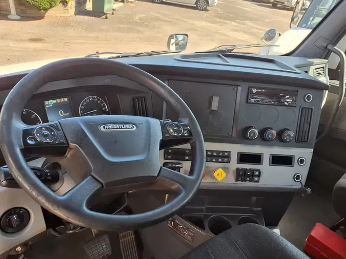 2019 FREIGHTLINER NEW CASCADIA PX12664
