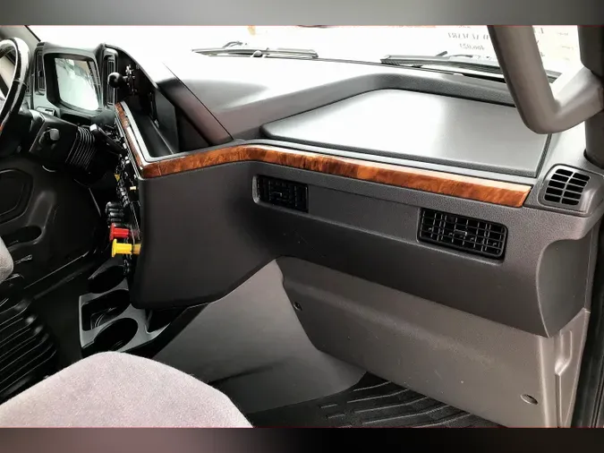 2021 INT LT625 6x4