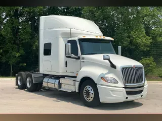 2023 INT LT625 6x4
