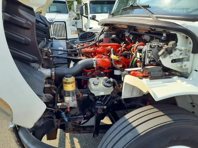 2014 FREIGHTLINER/MERCEDES M2 1061665c0e8861dbbec7d59c3a47e16385b