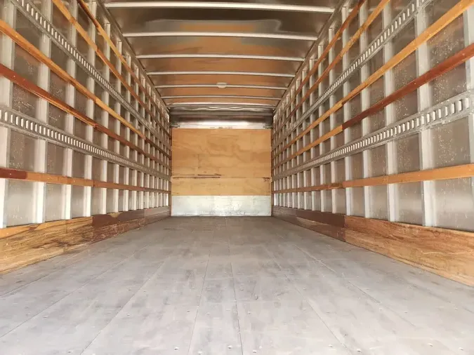 2018 FREIGHTLINER/MERCEDES M2 106