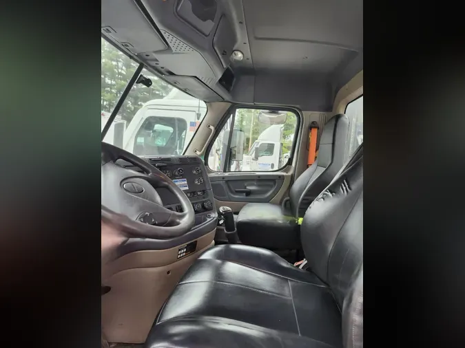 2018 FREIGHTLINER CASCADIA 125