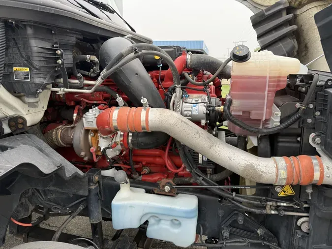 2020 International LT625