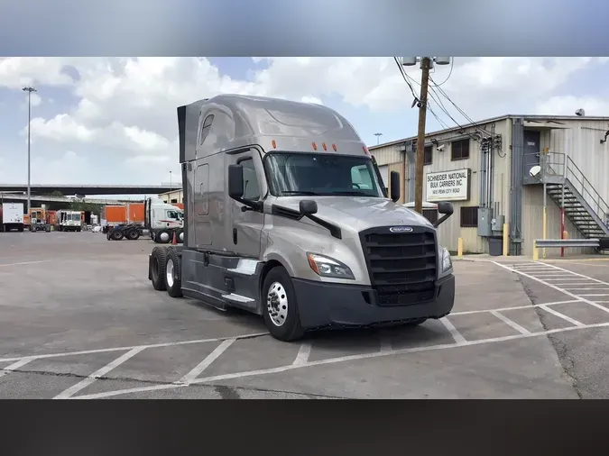 2021 Freightliner Cascadia 126167b92a3559ff7a8c4d465e2755cfc35