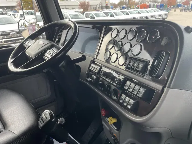 2024 Peterbilt 389167d1b2e2c7b0aa097cb6f8be286e0e9