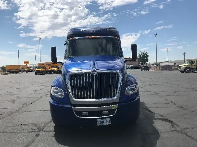 2019 International LT625