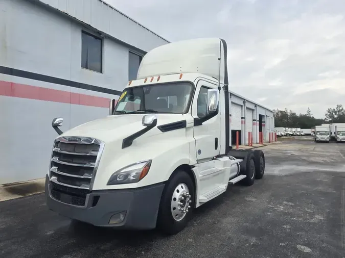 2018 FREIGHTLINER/MERCEDES NEW CASCADIA PX126641680e6d0213b9bca22b08d4f59fdeec7