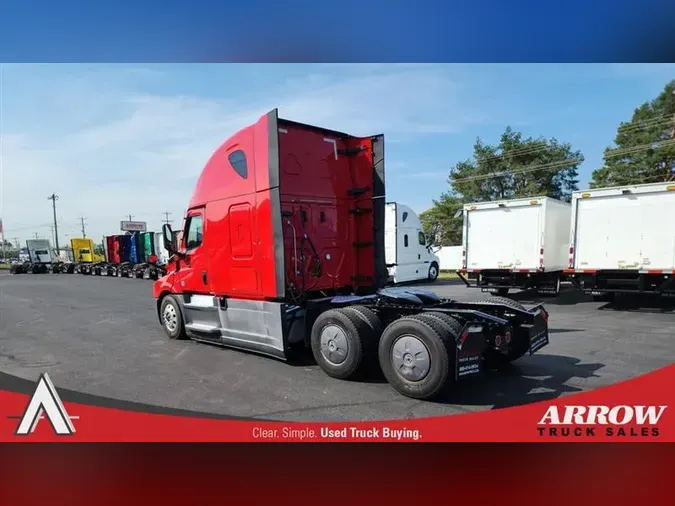 2022 FREIGHTLINER CA126