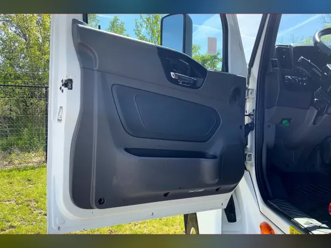 2021 INT LT625 6x4