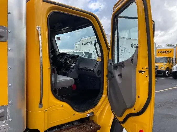 2018 FREIGHTLINER M2