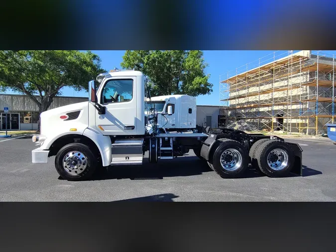 2022 Peterbilt 5671683e59a272e73ce09282e2d6e800c86