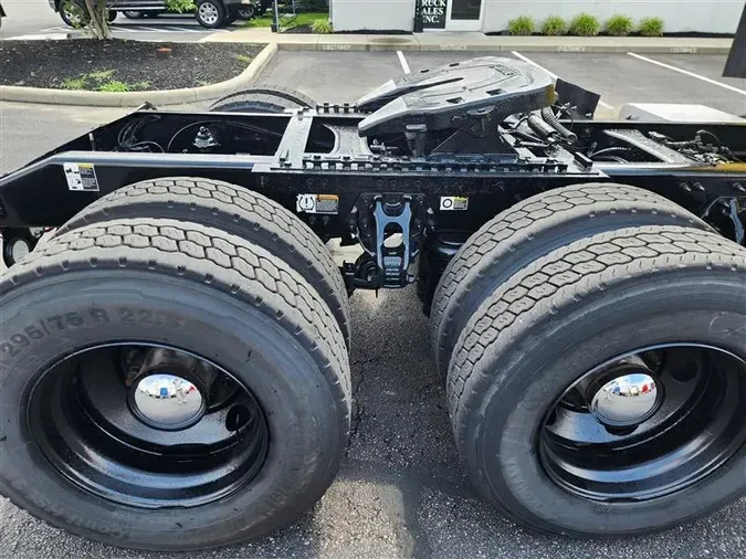 2023 PETERBILT 5791683e71483d9c2c6908f1d85e32ab21e