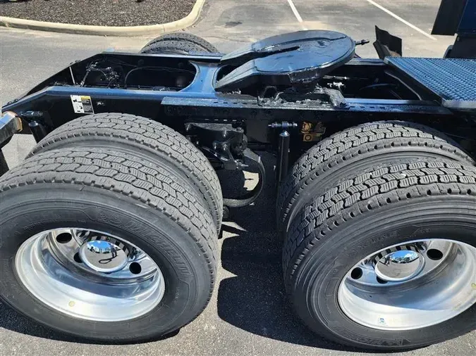 2022 PETERBILT 579