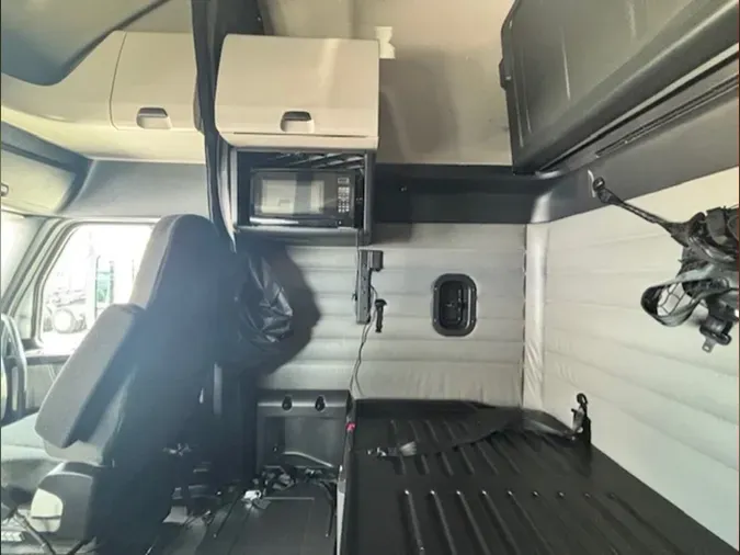 2023 Freightliner PT126SLP