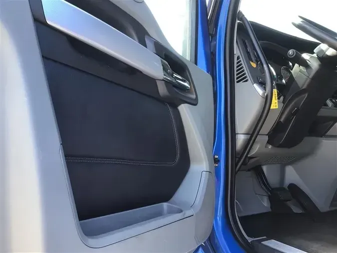 2021 KENWORTH T680