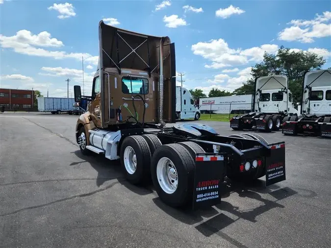 2022 KENWORTH T680