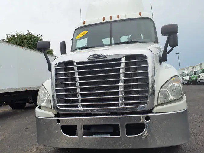 2016 FREIGHTLINER/MERCEDES CASCADIA 125